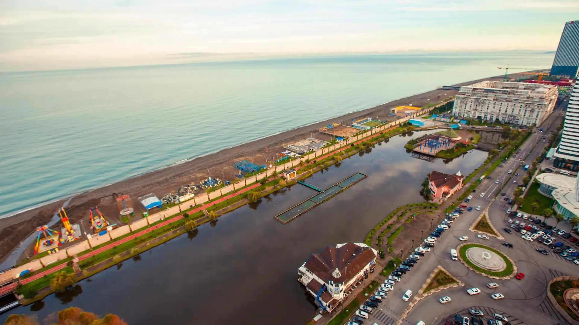***** Aparthotel Panorama Batumi Beach Resort Georgia